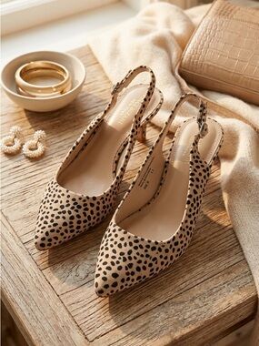 Isaac Mizrahi Beige Leopard Print Pointed Slingback Heels